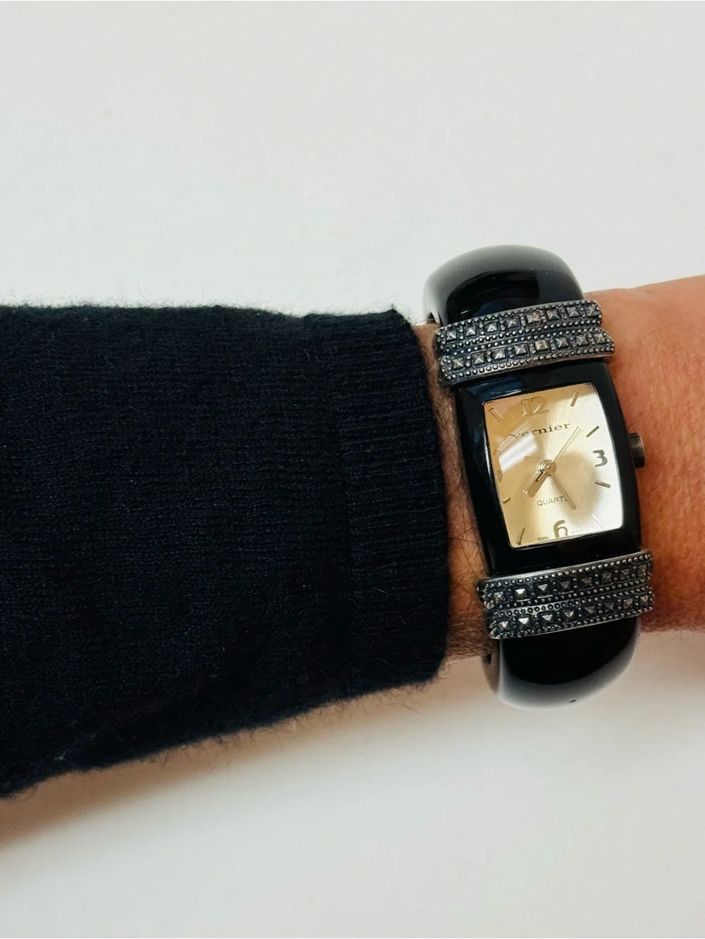Vintage Vernier Chunky Black Acrylic Women's 6.25